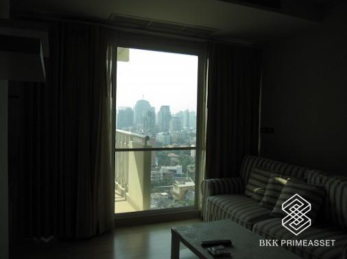 59_Heritage_Condominium_518006_Livingroom2